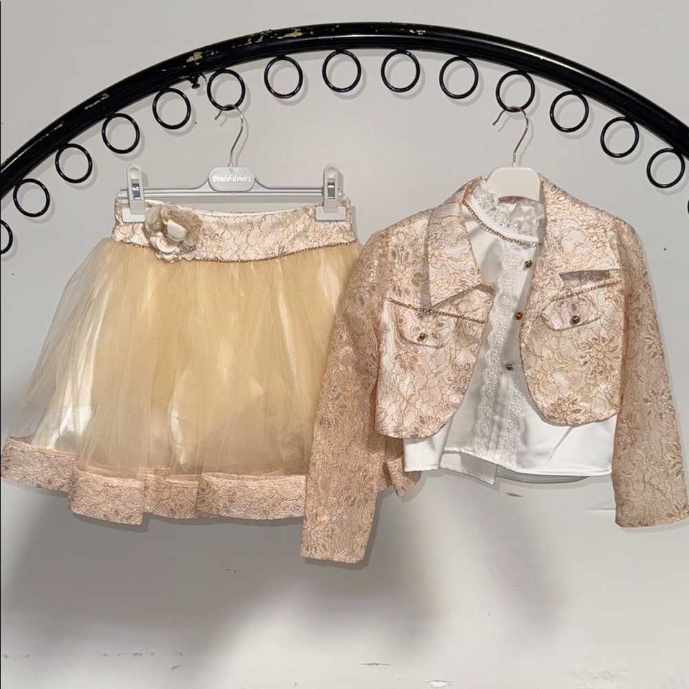 Elegant Lace Jacket and Tulle Skirt Set